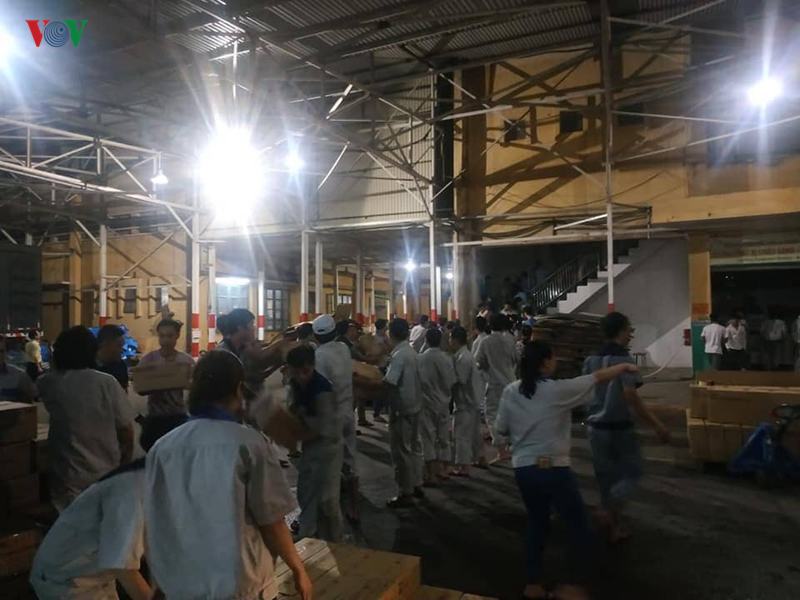 toàn cảnh vụ cháy khủng khiếp tại nhà máy rạng đông - hà nội hình 6 toan canh vu chay khung khiep tai nha may rang dong - ha noi hinh 6