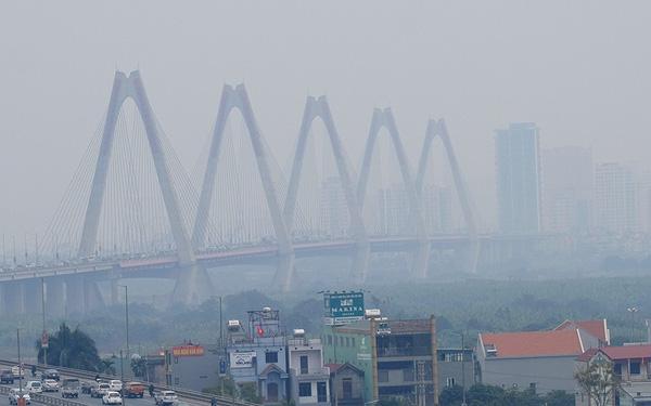 Vì sao Hà Nội bị sương mù bao phủ, bụi mịn dày đặc