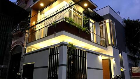 Tại sao giá nhà tại nước láng giềng tăng chậm nhưng Việt Nam vẫn lên vùn vụt?