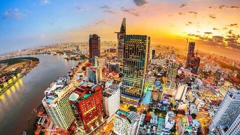 Sếp HSBC lấy ví dụ ‘đáng học hỏi’ từ Việt Nam, Singapore, Thái Lan, chỉ ra DN Đông Nam Á có thể cưỡi sóng lao ra biển lớn