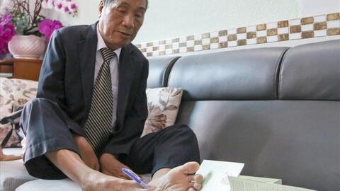 Thầy giáo Nguyễn Ngọc Ký - người thầy đầu tiên viết chữ bằng chân qua đời