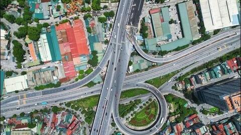 Hà Nội: Thực hiện phân luồng giao thông mới trên cầu Vĩnh Tuy
