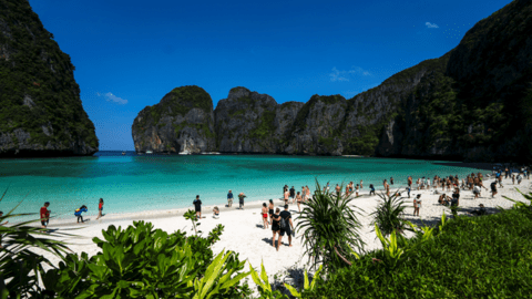 Lý do người Việt đổ xô đi du lịch nước ngoài