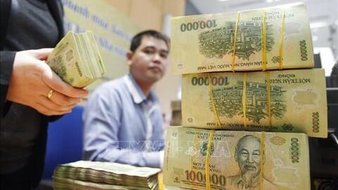 Thủ tướng lưu ý Ngân hàng Nhà nước điều hành tín dụng bất động sản, sản xuất kinh doanh