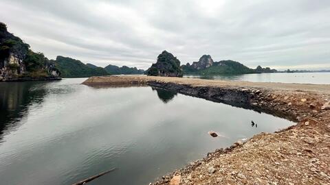 Quảng Ninh: Khu đô thị 10B liệu có chồng lấn di sản vịnh Hạ Long