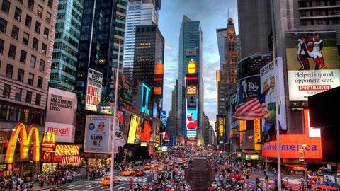 Nước Mỹ 2023: Cơn đau đầu dễ chịu