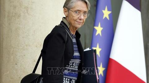 Thủ tướng Pháp Elisabeth Borne từ chức