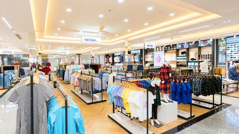Hệ thống Việt Tiến mạnh mẽ chiếm lĩnh thị trường nội địa