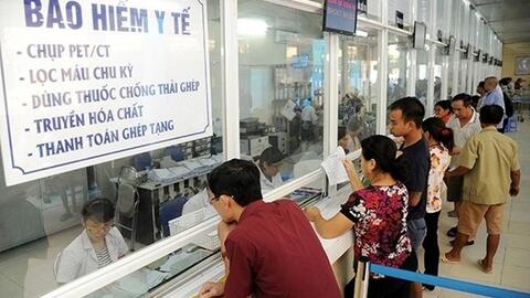 Khám bệnh khác nơi đăng ký ban đầu mức hưởng BHYT thế nào?