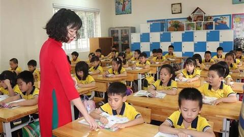 Giải bài toán thừa - thiếu giáo viên