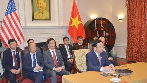 Đại tướng Phan Văn Giang điện đàm trực tuyến với Thượng nghị sĩ Patrick Leahy