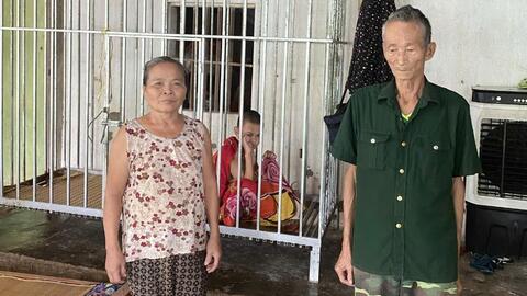 Nghĩa tình đồng đội: Gia cảnh khó khăn của cựu chiến binh nuôi cháu khuyết tật