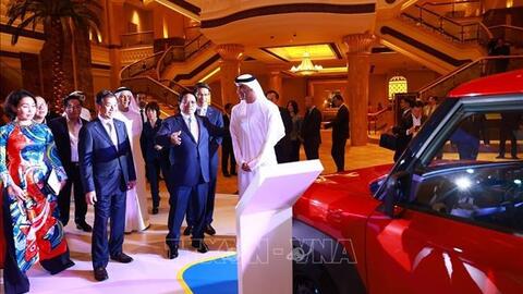 Thủ tướng Phạm Minh Chính dự lễ trưng bày và giới thiệu xe Vinfast tại UAE
