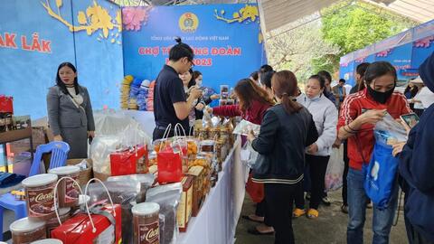 Để tất cả đoàn viên, người lao động đều có Tết