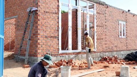 Chung tay xây dựng nông thôn mới, xóa nhà dột nát