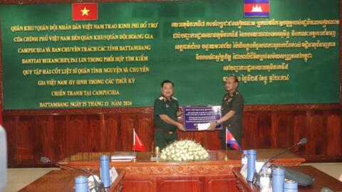 Ban Chỉ đạo 515 Quân khu 7 làm việc tại Campuchia