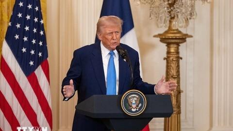 Tổng thống D. Trump gặp lãnh đạo các tập đoàn bán lẻ hàng đầu