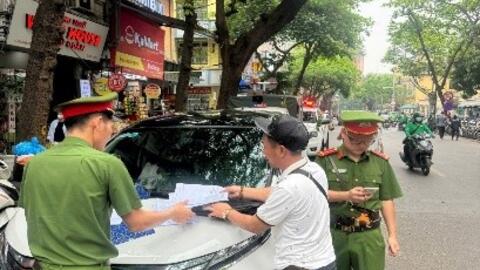 Xử lý nghiêm tình trạng lấn chiếm lòng đường, trông giữ xe trái phép