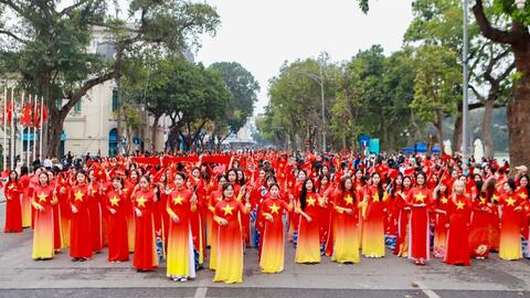 Đại hội đổi mới, đoàn kết, trí tuệ; thành phố phát triển bền vững
