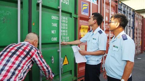 Thanh tra chuyên ngành hải quan và những vướng mắc