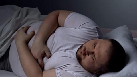 Nghiên cứu: Cố ngủ thêm 1 tiếng đồng hồ mỗi ngày sẽ giúp bạn giảm cân