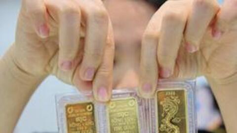 Giá vàng trong nước tiếp tục lao dốc, giảm thêm 1 triệu đồng/lượng