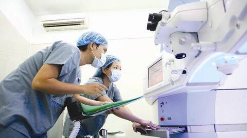 Nóng: Tiếp tục thanh toán BHYT các dịch vụ kỹ thuật thực hiện bằng máy đặt, máy mượn