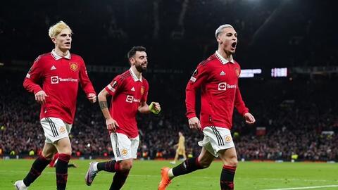 Kết quả bóng đá hôm nay (24-2): Man Utd lội ngược dòng đánh bại Barcelona