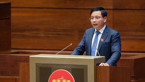 TRỰC TIẾP: Quốc hội tiếp tục chất vấn Bộ trưởng Bộ Giao thông vận tải