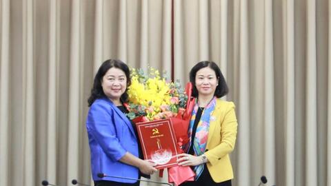 Công bố quyết định cán bộ Liên đoàn Lao động TP Hà Nội