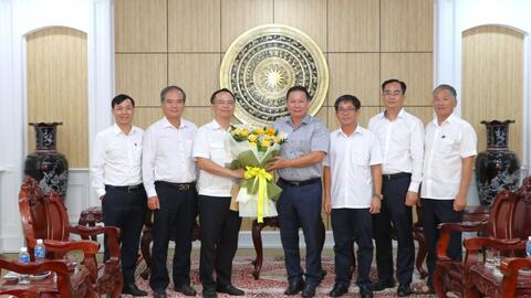 Chủ tịch UBND tỉnh Tây Ninh tiếp đoàn Kiểm toán Nhà nước khu IV