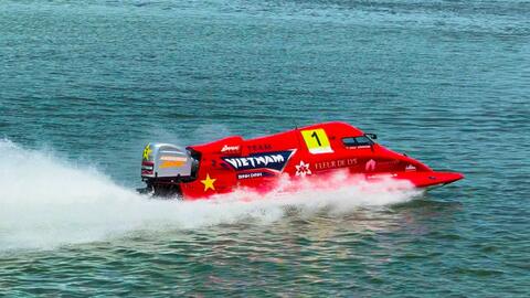Bình Định tiếp tục đăng cai giải đua thuyền máy nhà nghề quốc tế