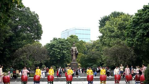 Không di dời, chặt hạ cây cổ thụ tại vườn hoa Lý Thái Tổ