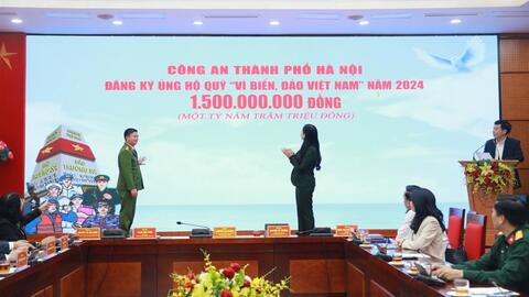 Ủng hộ Quỹ "Vì biển, đảo Việt Nam", bảo vệ chủ quyền Tổ quốc