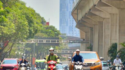 Hà Nội ngày nắng, nhiệt độ cao nhất 29-31 độ C