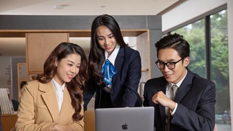 Tiết kiệm điện hiệu quả bắt đầu từ nơi công sở