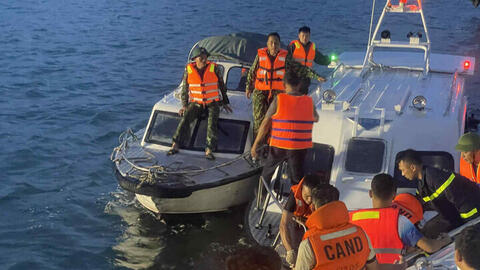 Mở rộng các mũi tìm kiếm nạn nhân vụ lật tàu du lịch tại Quảng Ninh