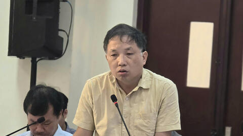 Quy chuẩn sữa Việt Nam: Chuyên gia đề xuất rà soát để bảo vệ người tiêu dùng