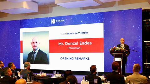 Doanh nghiệp Anh quan tâm mô hình trung tâm tài chính quốc tế tại Việt Nam