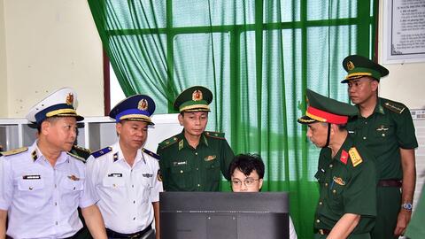 Đoàn công tác Bộ Quốc phòng kiểm tra cao điểm chống khai thác IUU tại An Giang