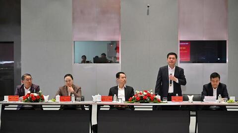 Việt Nam - Lào: Gắn kết hợp tác, cùng phát triển công nghiệp