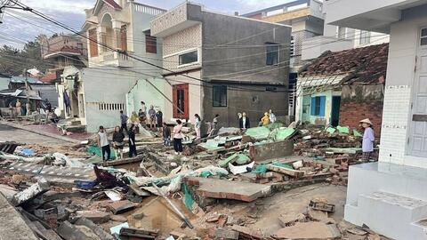 Phó Thủ tướng chỉ đạo ưu tiên hỗ trợ vùng ngập, khẩn trương khắc phục hậu quả