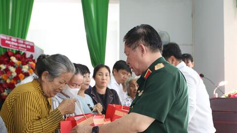 Đại tướng Nguyễn Trọng Nghĩa dự Ngày hội Đại đoàn kết toàn dân tộc tại tỉnh Tây Ninh