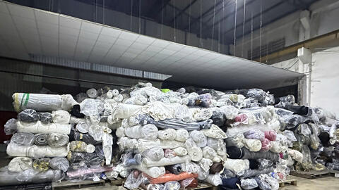 Phát hiện kho hơn 100 tấn vải cuộn không rõ nguồn gốc tại TP. Hồ Chí Minh
