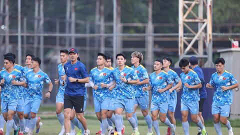 Huấn luyện viên Kim Sang-sik: “U22 Việt Nam phải thắng U22 Lào”