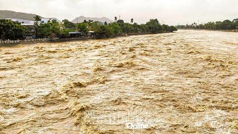 Khánh Hòa: Một số địa phương vùng trũng thấp tiến hành di dời dân