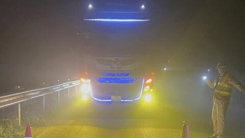 Xuyên đêm xử lý hàng chục trường hợp vi phạm quá tải