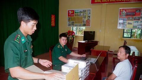 Bộ đội Biên phòng TP Cần Thơ bắt giữ đối tượng tàng trữ, mua bán thuốc lá nhập lậu