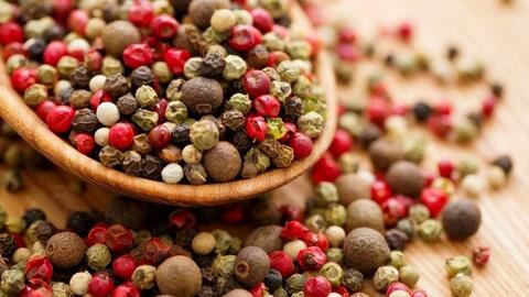 Bản tin nông sản hôm nay (10-12): Giá cà phê giảm sâu, giá hồ tiêu biến động trái chiều