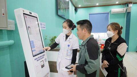 Tăng tốc chuyển đổi số, khám, chữa bệnh thông minh